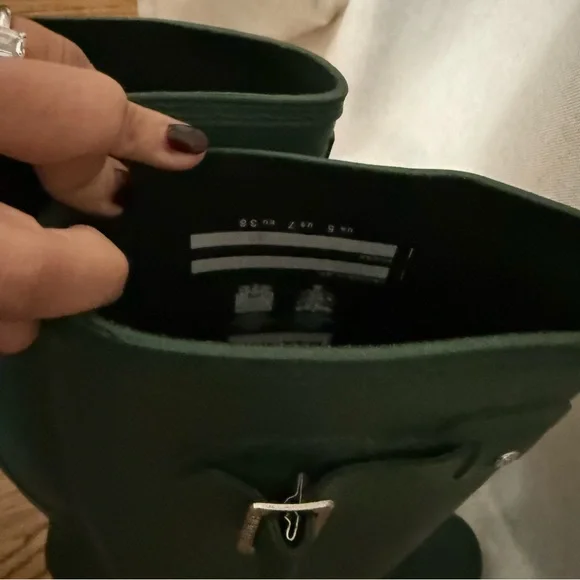 SOLD Hunter Original Tall Rain Boots – - Picture 8 of 13